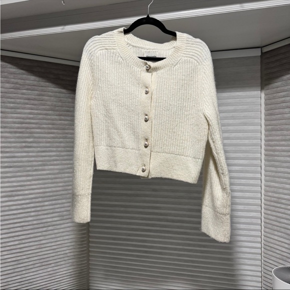 Abercrombie & Fitch Button-Up Cardigan - Picture 2 of 7